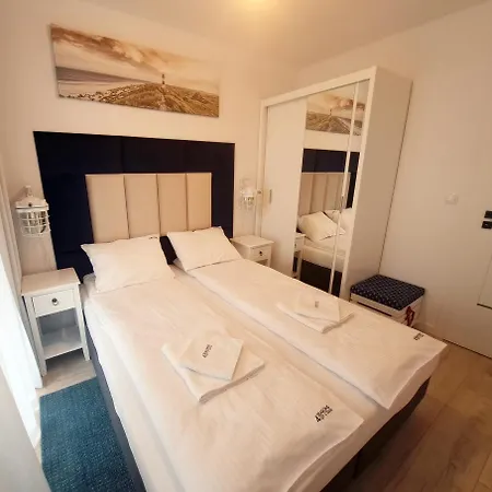Loft & Marine *